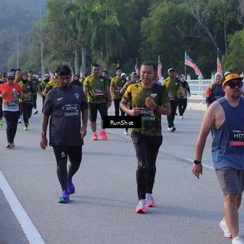 Runner Photo 7125151