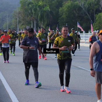 Runner Photo 7125169