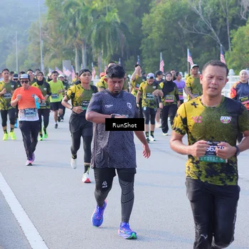 Runner Photo 7125261