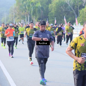 Runner Photo 7125280