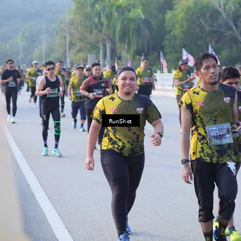 Runner Photo 7125340