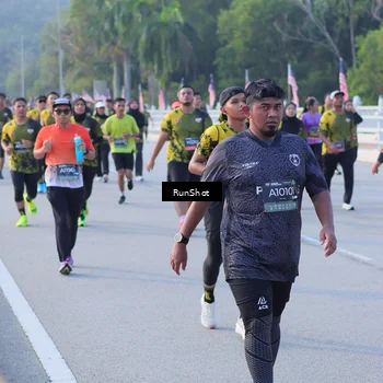 Runner Photo 7125384