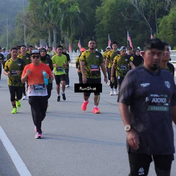 Runner Photo 7125437