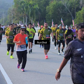 Runner Photo 7125470