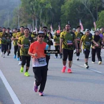 Runner Photo 7125537