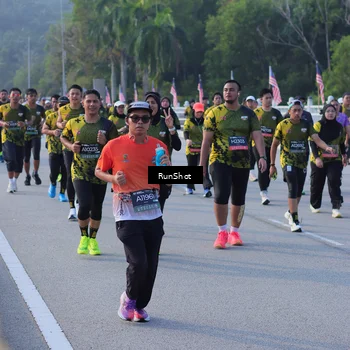 Runner Photo 7125551