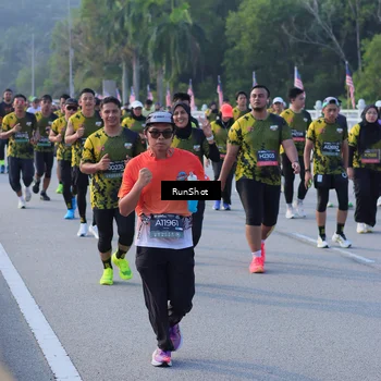 Runner Photo 7125574