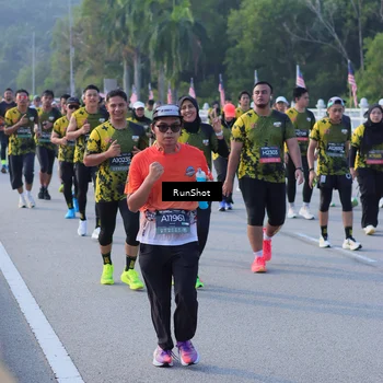 Runner Photo 7125585