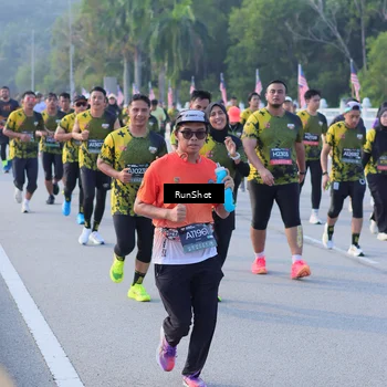 Runner Photo 7125594