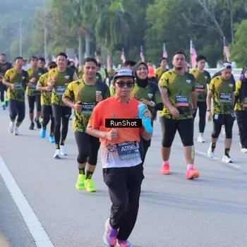 Runner Photo 7125601