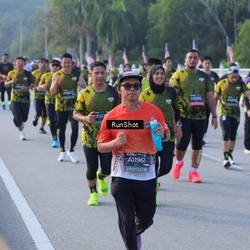 Runner Photo 7125623