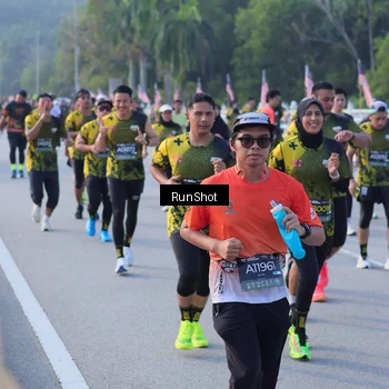 Runner Photo 7125680
