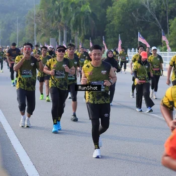Runner Photo 7125799