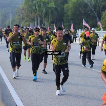 Runner Photo 7125813