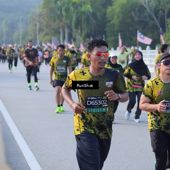 Runner Photo 7126003