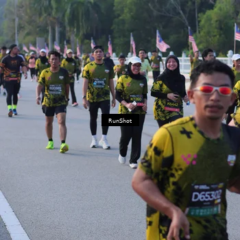 Runner Photo 7126079