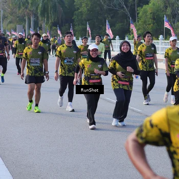 Runner Photo 7126101