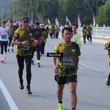 Runner Photo 7126403