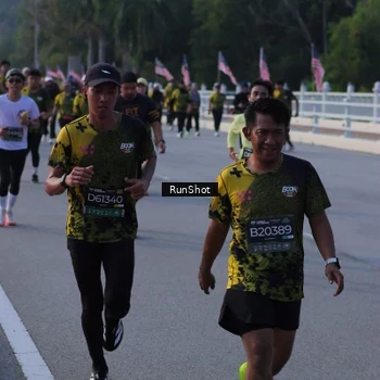 Runner Photo 7126409