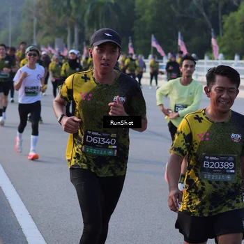 Runner Photo 7126443