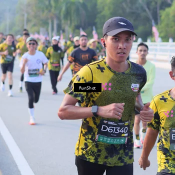 Runner Photo 7126470
