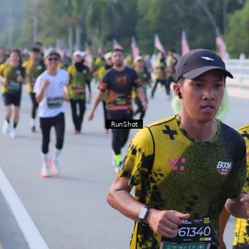 Runner Photo 7126494