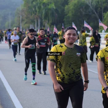 Runner Photo 7126504
