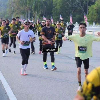 Runner Photo 7126507