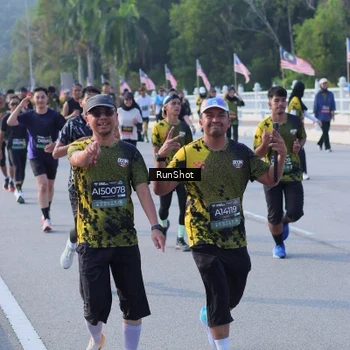 Runner Photo 7126508