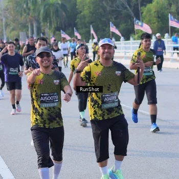 Runner Photo 7126518
