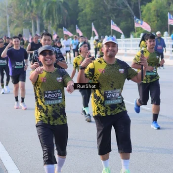 Runner Photo 7126522