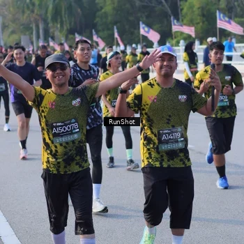 Runner Photo 7126523