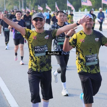 Runner Photo 7126527