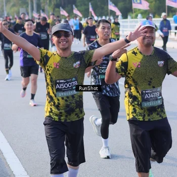 Runner Photo 7126532