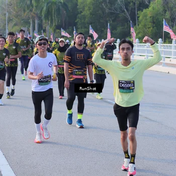 Runner Photo 7126545