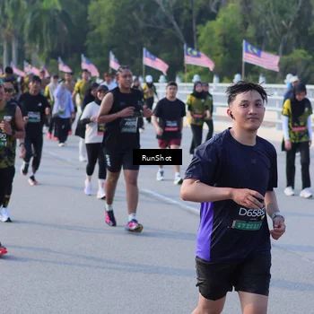 Runner Photo 7126547
