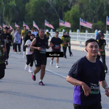Runner Photo 7126552
