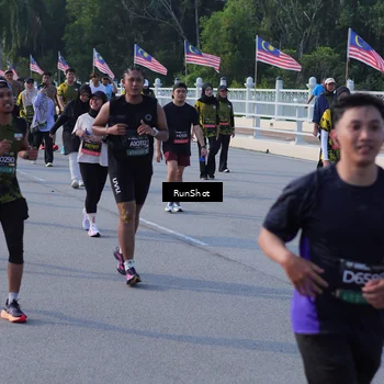 Runner Photo 7126555