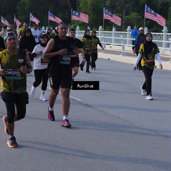 Runner Photo 7126556