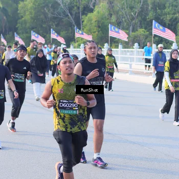 Runner Photo 7126564