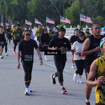 Runner Photo 7126572
