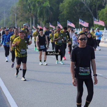 Runner Photo 7126587