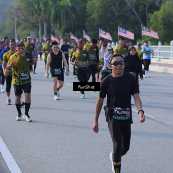 Runner Photo 7126591