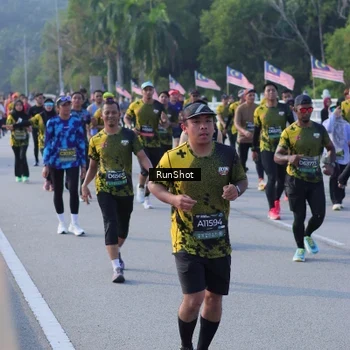 Runner Photo 7126609