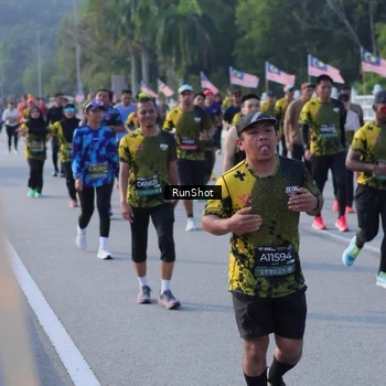 Runner Photo 7126612
