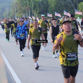 Runner Photo 7126621