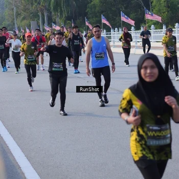 Runner Photo 7126681