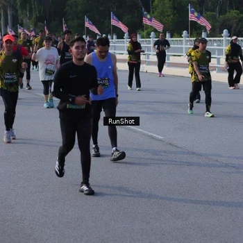 Runner Photo 7126689