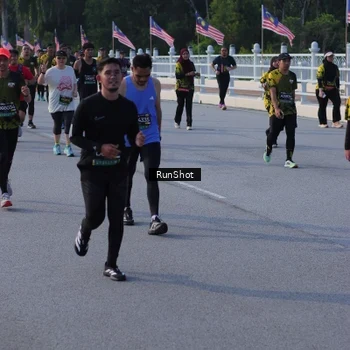 Runner Photo 7126690