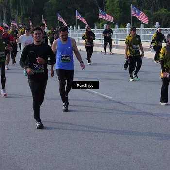 Runner Photo 7126696